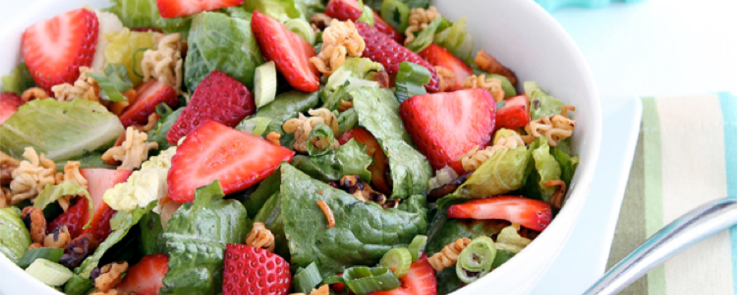 Crunchy Strawberry Salad - Sendik's Fine Foods